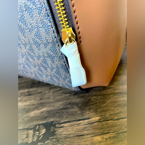 Michael Kors Phoebe Backpack Medium | NEW - Picture 4 of 9